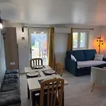 Holiday home Les Lilas, Centre Alsace, Avec Jacuzzi Mackenheim